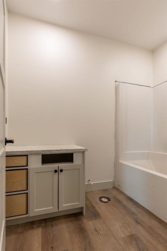 902 Willow Lane, Fort Macleod, AB - Indoor Photo Showing Other Room