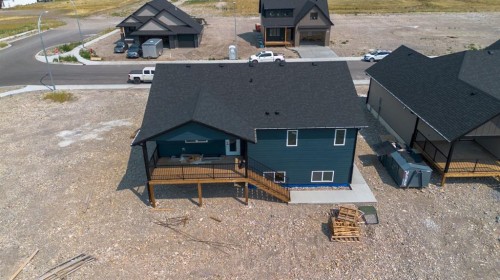 902 Willow Lane, Fort Macleod, AB - Outdoor