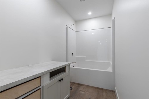 902 Willow Lane, Fort Macleod, AB - Indoor