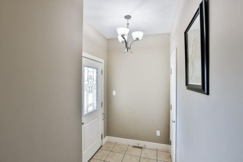 535 Keystone Chase West, Lethbridge, AB 