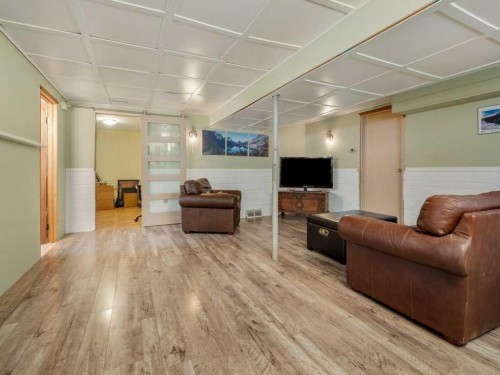 66 Pheasant Road North, Lethbridge, AB - Indoor