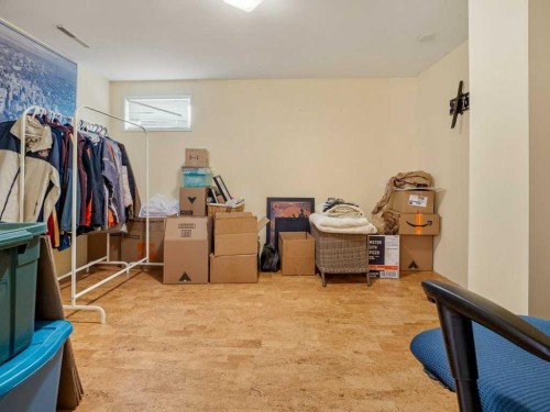 66 Pheasant Road North, Lethbridge, AB - Indoor