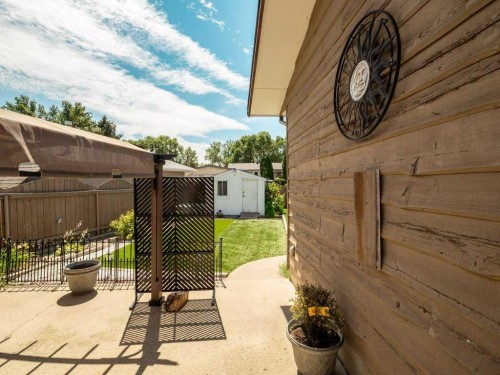 66 Pheasant Road North, Lethbridge, AB - Outdoor