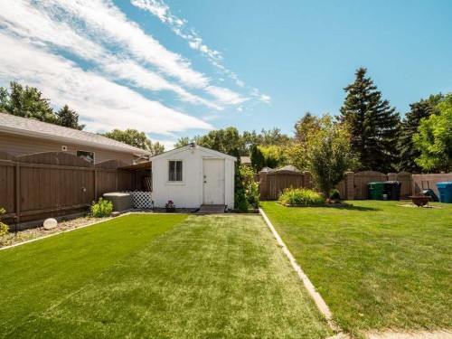 66 Pheasant Road North, Lethbridge, AB - Outdoor