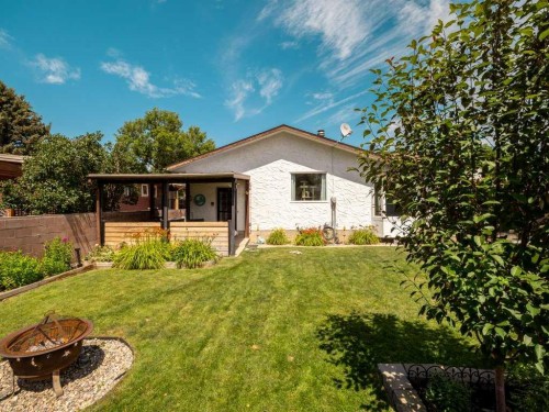 66 Pheasant Road North, Lethbridge, AB - Outdoor