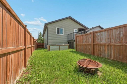 136 Mt Sundance Crescent West, Lethbridge, AB - Outdoor With Exterior