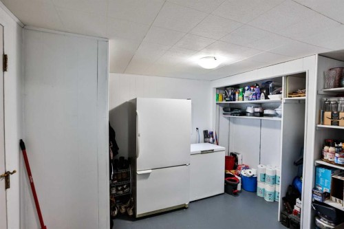 431 3 Street North, Vulcan, AB - Indoor Photo Showing Other Room