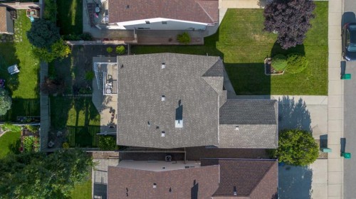 187 Cougar Way North, Lethbridge, AB 