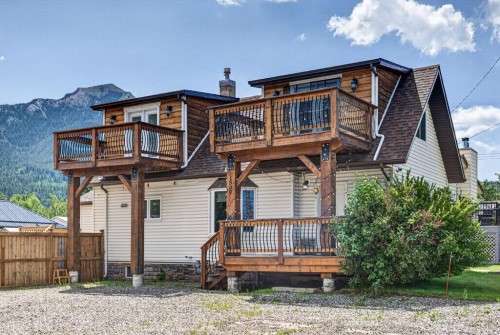 1809 129 Street, Blairmore, AB 