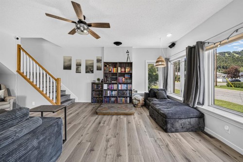 1809 129 Street, Blairmore, AB 