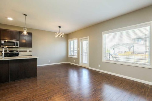 59 Lasalle Road West, Lethbridge, AB - Indoor Photo Showing Kitchen