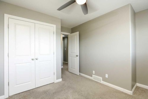 59 Lasalle Road West, Lethbridge, AB - Indoor Photo Showing Other Room