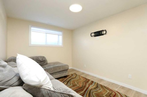 59 Lasalle Road West, Lethbridge, AB - Indoor