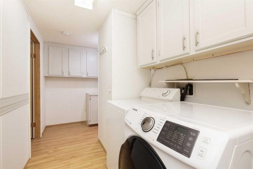 2921 29 Street South, Lethbridge, AB 