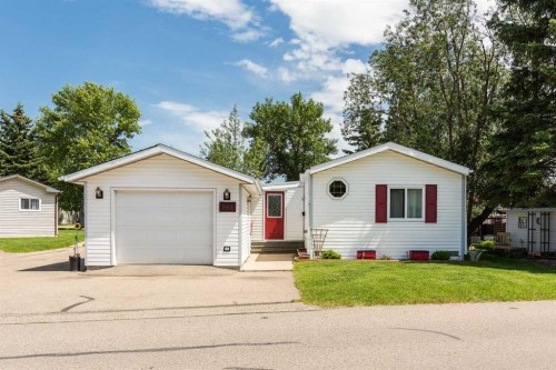 2921 29 Street South, Lethbridge, AB 
