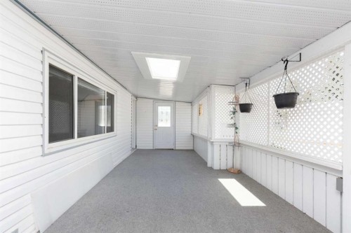 2921 29 Street South, Lethbridge, AB 
