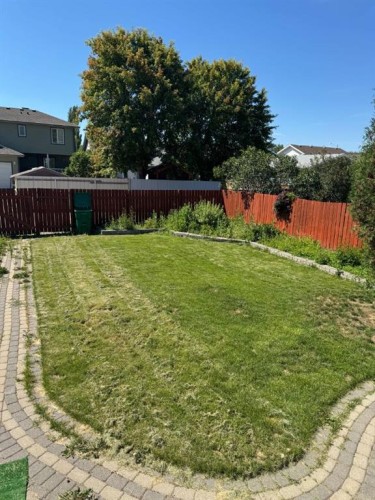 34 Riverbrook Close West, Lethbridge, AB - Outdoor
