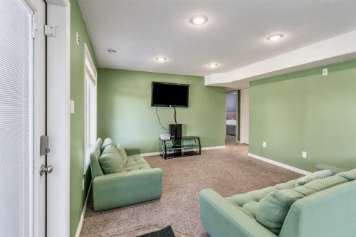 350 Mt Sunburst Way West, Lethbridge, AB - Indoor