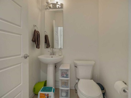 354 Mildred Dobbs Boulevard North, Lethbridge, AB 