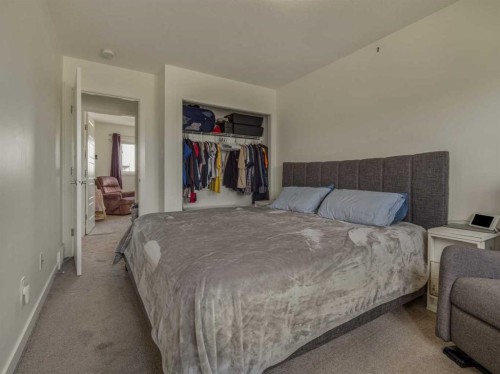 354 Mildred Dobbs Boulevard North, Lethbridge, AB 