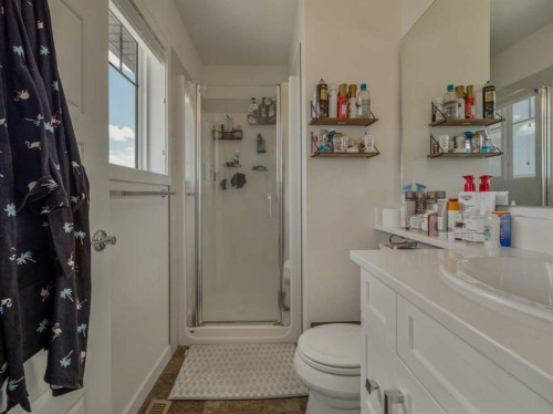 354 Mildred Dobbs Boulevard North, Lethbridge, AB 