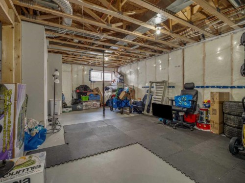 354 Mildred Dobbs Boulevard North, Lethbridge, AB 