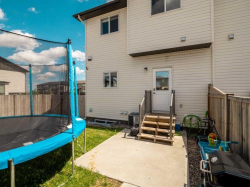 354 Mildred Dobbs Boulevard North, Lethbridge, AB 