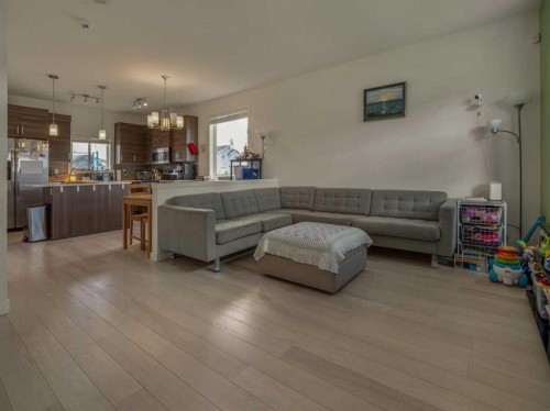 354 Mildred Dobbs Boulevard North, Lethbridge, AB 