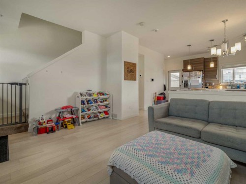 354 Mildred Dobbs Boulevard North, Lethbridge, AB 