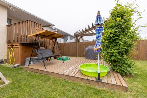 568 Heritage Boulevard West, Lethbridge, AB - Outdoor With Deck Patio Veranda