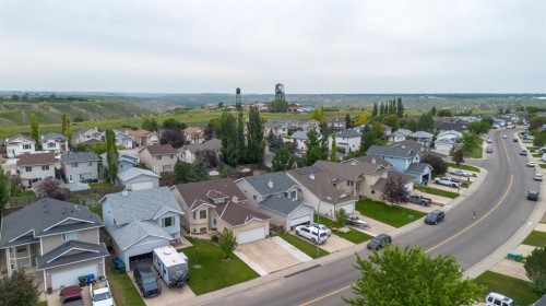 568 Heritage Boulevard West, Lethbridge, AB - Outdoor With View