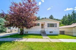 20541 25th Avenue Bellevue, AB T0K 0C0