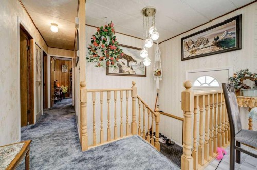 20541 25Th Avenue, Bellevue, AB - Indoor Photo Showing Other Room