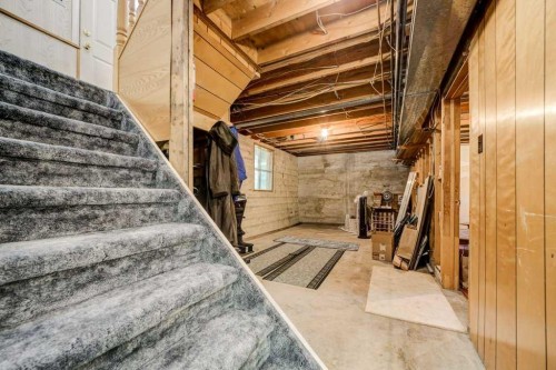 20541 25Th Avenue, Bellevue, AB - Indoor Photo Showing Other Room