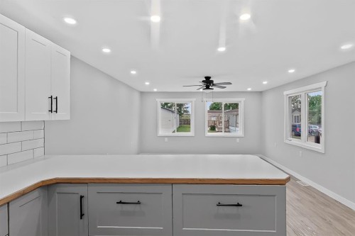 84-1712 23 Street, Coaldale, AB 