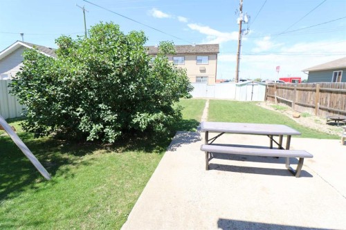 5319 45 Ave, Taber, AB - Outdoor