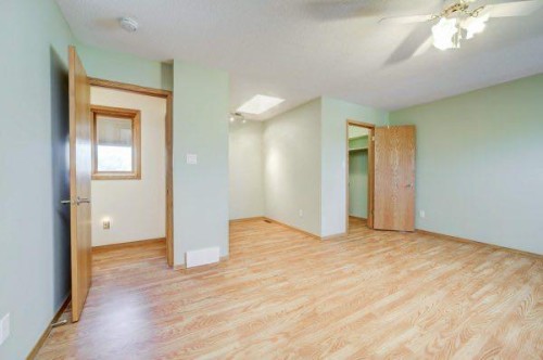 23 Niska Place West, Lethbridge, AB - Indoor Photo Showing Other Room