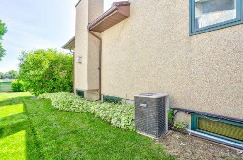23 Niska Place West, Lethbridge, AB - Outdoor With Exterior
