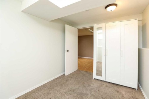 41 Rutgers Crescent West, Lethbridge, AB - Indoor Photo Showing Other Room