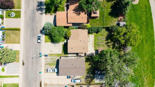 41 Rutgers Crescent West, Lethbridge, AB - Outdoor With View