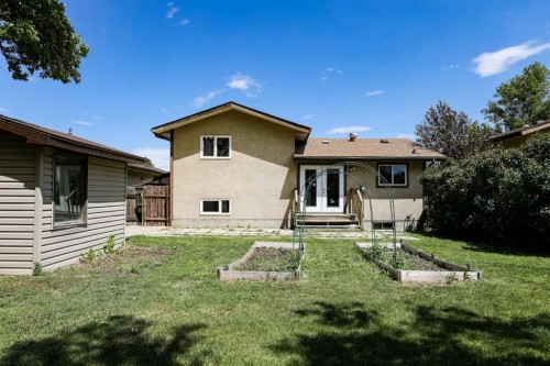 41 Rutgers Crescent West, Lethbridge, AB - Outdoor
