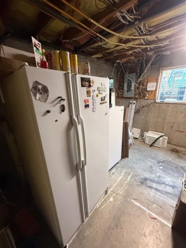 3733 21 Avenue South, Lethbridge, AB - Indoor Photo Showing Basement