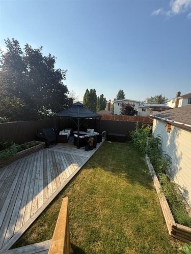 3733 21 Avenue South, Lethbridge, AB - Outdoor