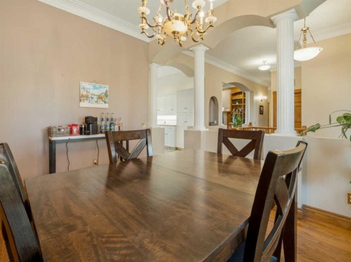 90013 212, Rural Lethbridge County, AB - Indoor Photo Showing Dining Room