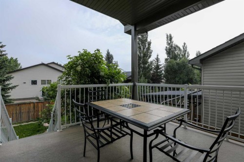 227 Rivermill Manor W, Lethbridge, AB 