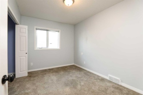 227 Rivermill Manor W, Lethbridge, AB 