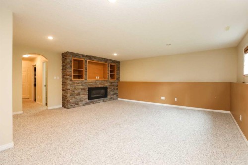 227 Rivermill Manor W, Lethbridge, AB 
