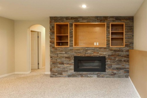 227 Rivermill Manor W, Lethbridge, AB 