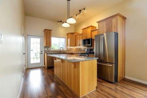 227 Rivermill Manor W, Lethbridge, AB 