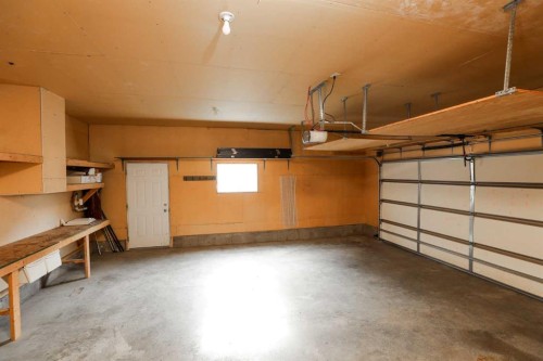 227 Rivermill Manor W, Lethbridge, AB 